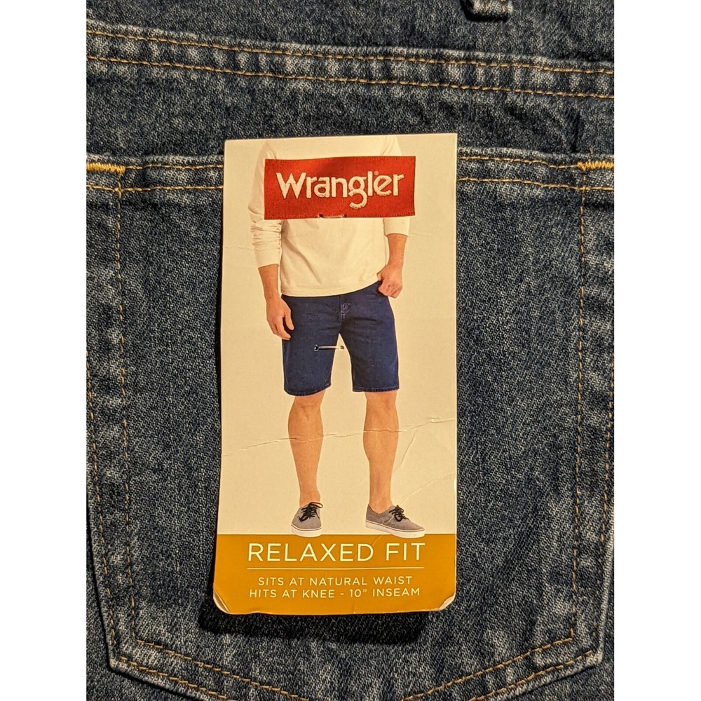 New with Tags Wrangler Relaxed Fit Denim Shorts for‎ men Size 44 - Picture 3 of 3